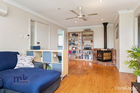 Property photo of 3 Muscat Place Eschol Park NSW 2558