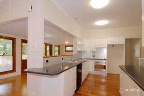 25 Paxton St, Holland Park, QLD 4121