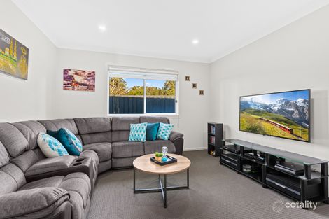 Property photo of 17 Holroyd Street Albion Park NSW 2527