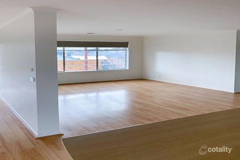 Property photo of 1 Max Drive Berwick VIC 3806