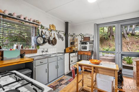 Property photo of 18 East Street Daylesford VIC 3460