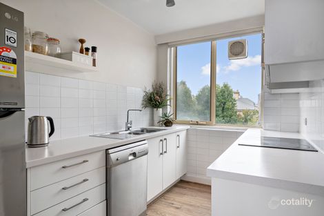 Property photo of 12/1 Ruabon Road Toorak VIC 3142
