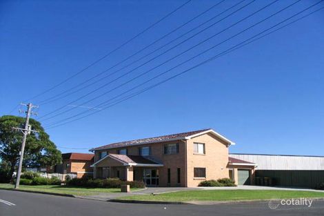 10 Woolworths Ave, Lake Illawarra, NSW 2528