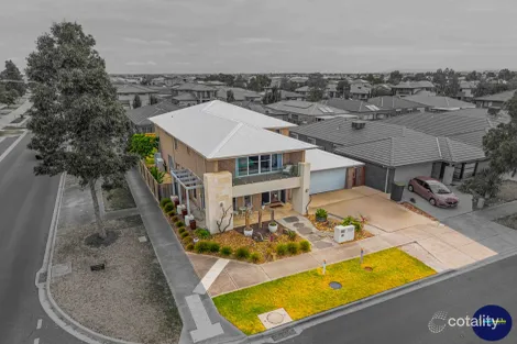 Property photo of 1 Weemala Grove Werribee VIC 3030