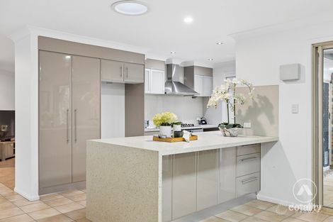 Property photo of 126-128 Eildon Close Munruben QLD 4125