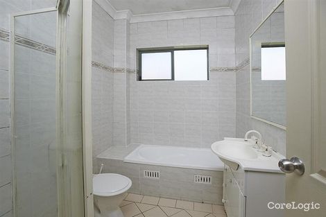 Property photo of 5/9-11 Priddle Street Westmead NSW 2145