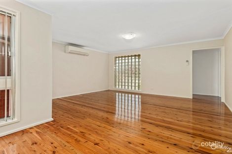 Property photo of 14 Rugby Crescent Chipping Norton NSW 2170