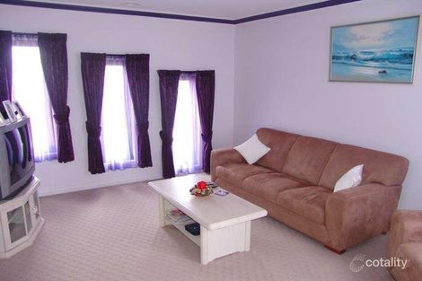 Property photo of 30 Macadamia Grove Werribee VIC 3030