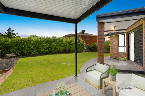 Property photo of 2 Wakelin Crescent Taylors Lakes VIC 3038