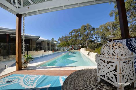 8 Chanel Ct, New Auckland, QLD 4680