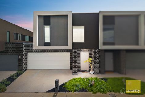 Property photo of 18 Trapani Grove Deanside VIC 3336