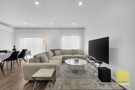 Property photo of 18 Trapani Grove Deanside VIC 3336