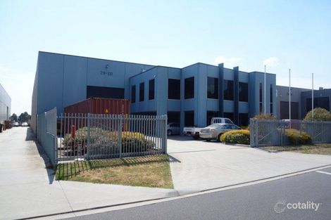 218-220 Hammond Rd, Dandenong South, VIC 3175