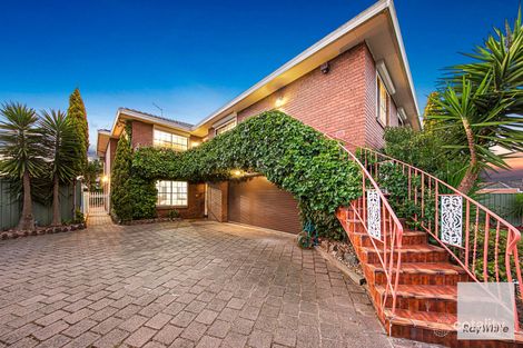Property photo of 16 Wirilda Place Keilor Downs VIC 3038