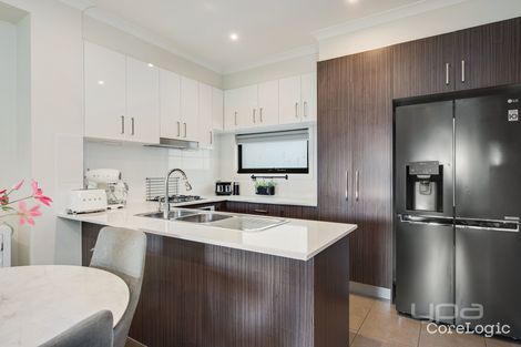 Property photo of 54 Brunswick Crescent Craigieburn VIC 3064