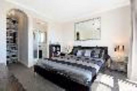 Property photo of 2 Janos Close Narre Warren VIC 3805