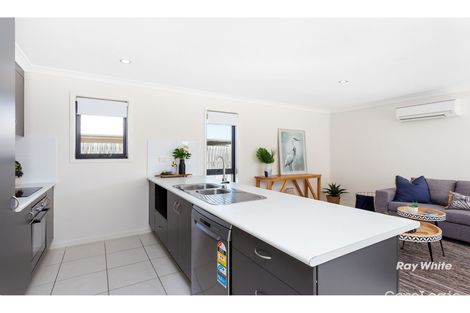Property photo of 11 Outrigger Drive Mulambin QLD 4703