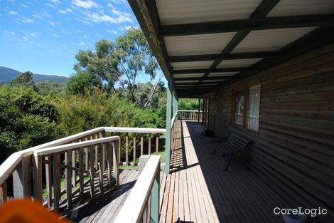 Property photo of 13 Changue Road Merrijig VIC 3723