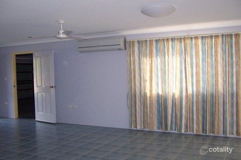 Property photo of 4 Lakeside Drive Mulambin QLD 4703