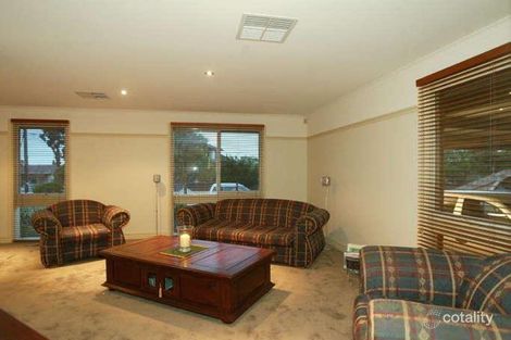 Property photo of 12 Heatherlea Crescent Keilor East VIC 3033