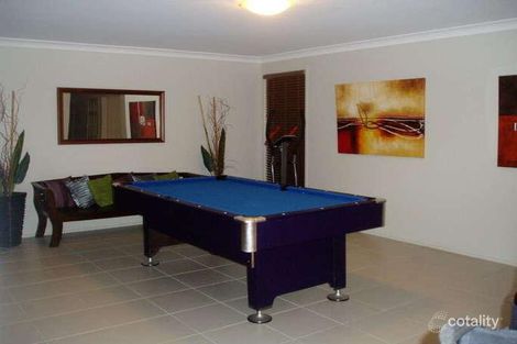 Property photo of 16 Waterside Drive Woongarrah NSW 2259