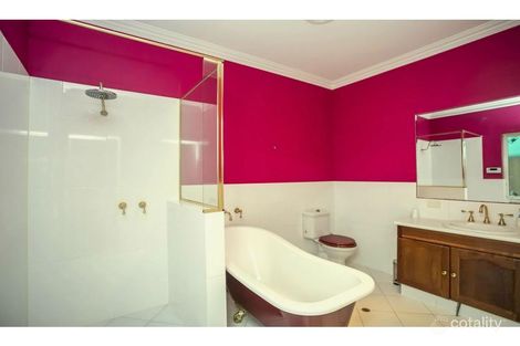 Property photo of 2 Kawoor Mews Bertram WA 6167