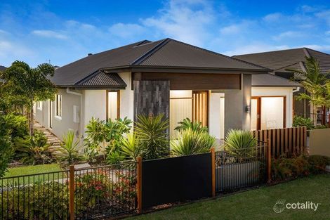 Property photo of 18 Spinnaker Boulevard Newport QLD 4020