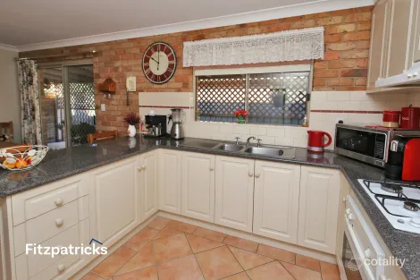 Property photo of 28-30 Kilpatrick Street Kooringal NSW 2650