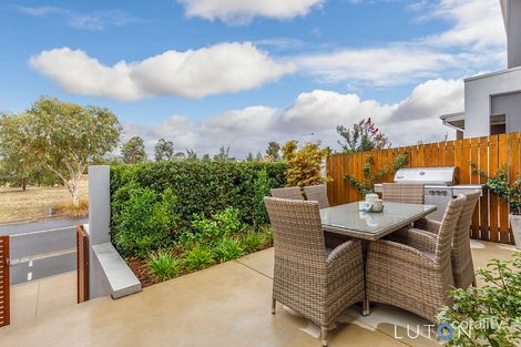 4/20 Clare Burton Cres, Franklin, ACT 2913