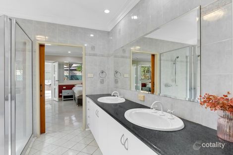 Property photo of 210 Robert Road Bentley Park QLD 4869