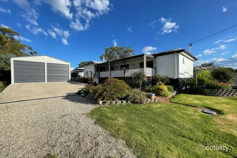 24 Calvert Rd, Glen Aplin, QLD 4381