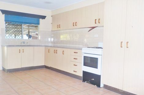 2/11 Sandown Cl, Woree, QLD 4868