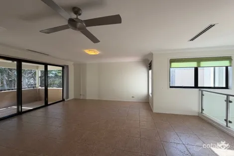 Property photo of 3302 Central Place Carrara QLD 4211