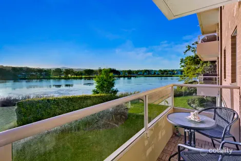 Property photo of 2/30 Malcolm Street Narrabeen NSW 2101