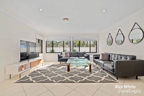 Property photo of 37 Paradise Close Plumpton NSW 2761