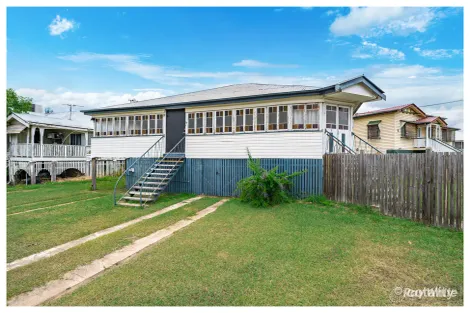 77 North St, The Range, QLD 4700