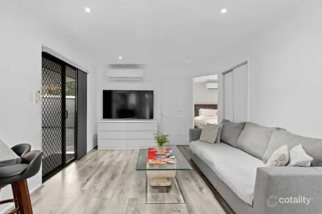 Property photo of 5 Daintree Place Redbank QLD 4301