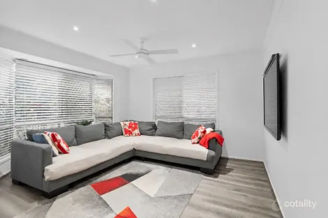 Property photo of 5 Daintree Place Redbank QLD 4301