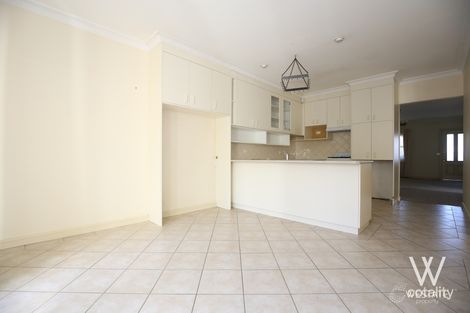 Property photo of 11 Devonshire Lane Bathurst NSW 2795
