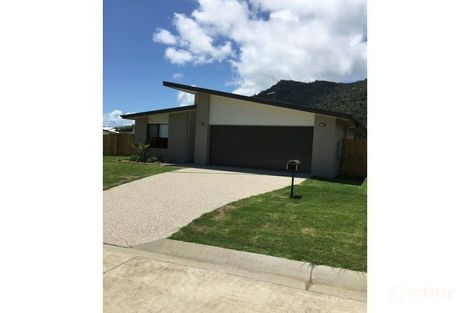 Property photo of 11 Corrimandle Grove Cannonvale QLD 4802