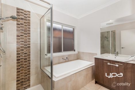 Property photo of 11 Farm Road Diggers Rest VIC 3427