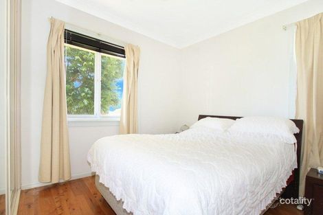 Property photo of 30 Hardwick Crescent Mount Warrigal NSW 2528