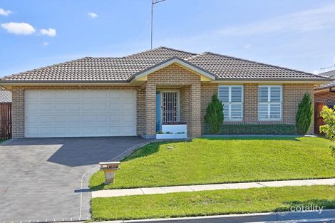 Property photo of 8 Liz Kernohan Drive Elderslie NSW 2570