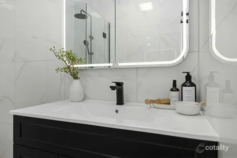Property photo of 37 Alexander Street Kangaroo Flat VIC 3555
