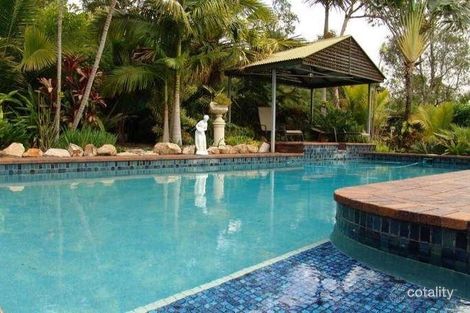 Property photo of 32 Winderadeen Drive Highland Park QLD 4211