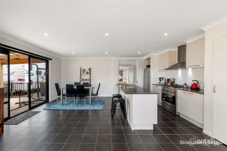 Property photo of 20 Blacker Way Bannockburn VIC 3331