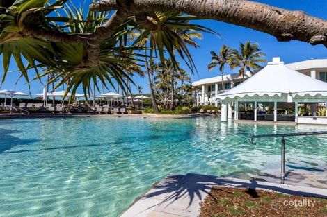 Property photo of 22V/105 Seaworld Drive Main Beach QLD 4217