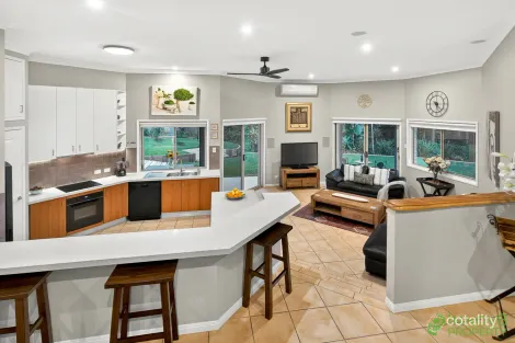Property photo of 1 Cormorant Close Cashmere QLD 4500