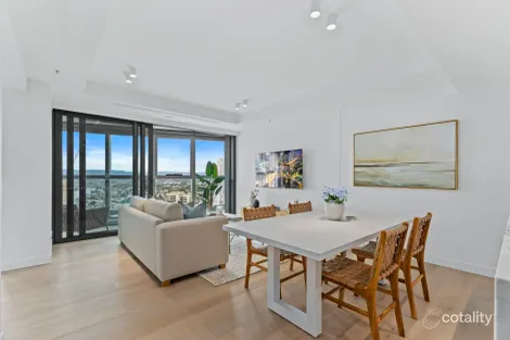 12201/36 Old Burleigh Rd, Surfers Paradise, QLD 4217