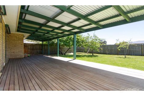 Property photo of 12 Hutchins Way Skye VIC 3977